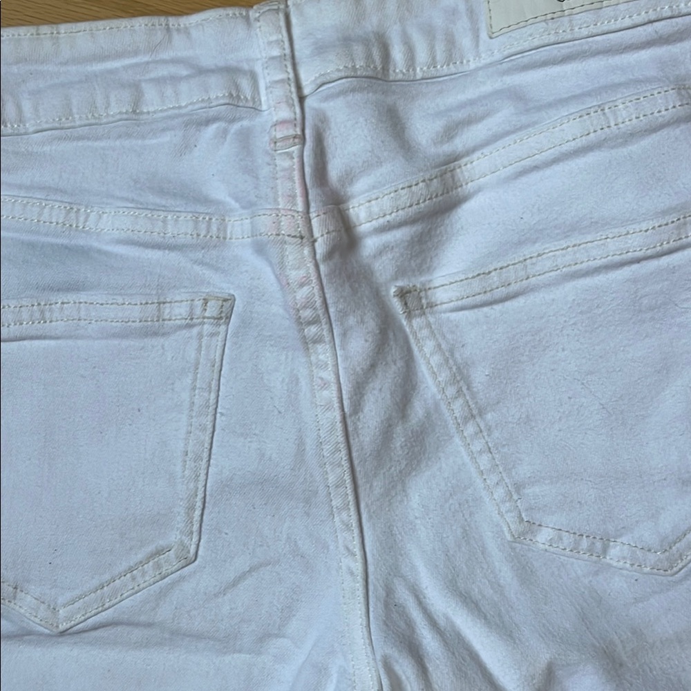 Calvin Klein White Jean City Shorts - Picture 9 of 11